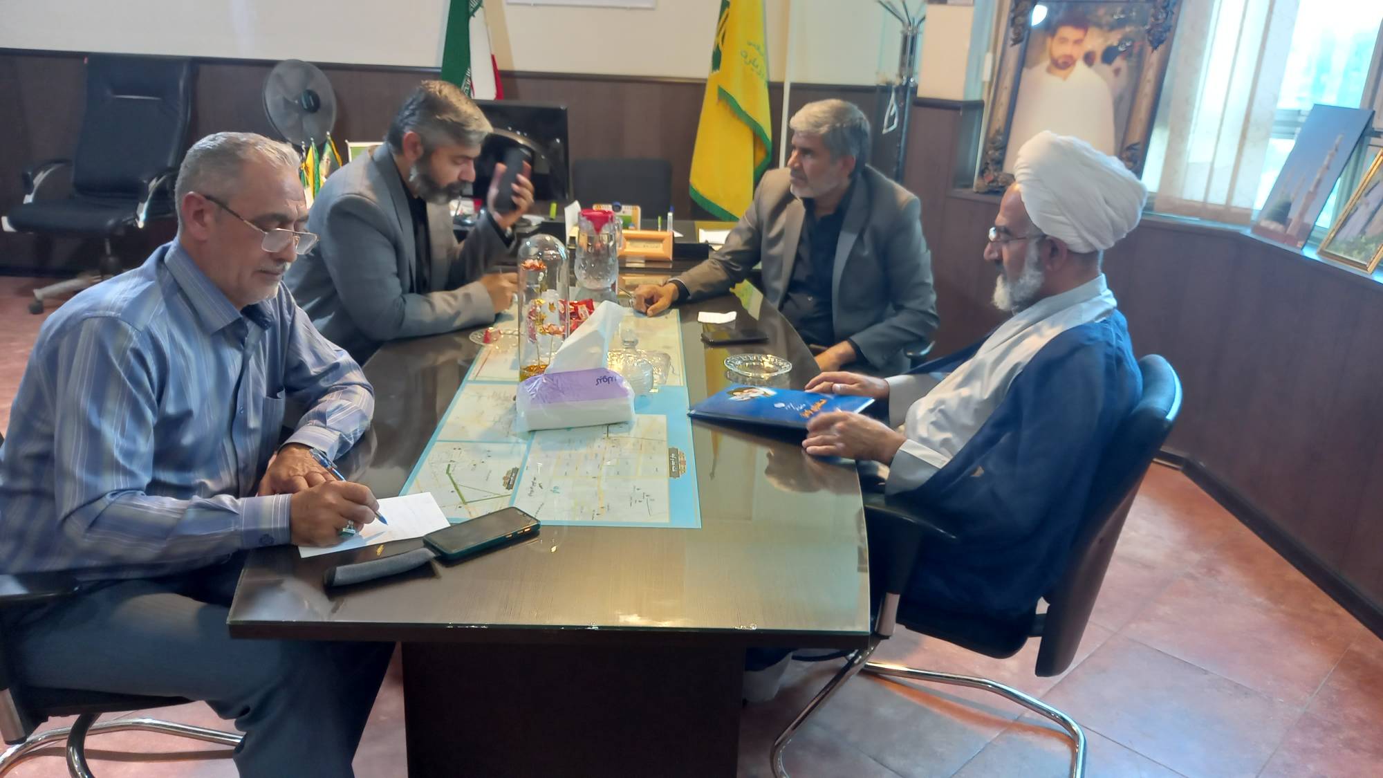 جلسه حج و زیارت استان با ستاد بازسازی عتبات عالیات استان پیرامون موکب های اربعین